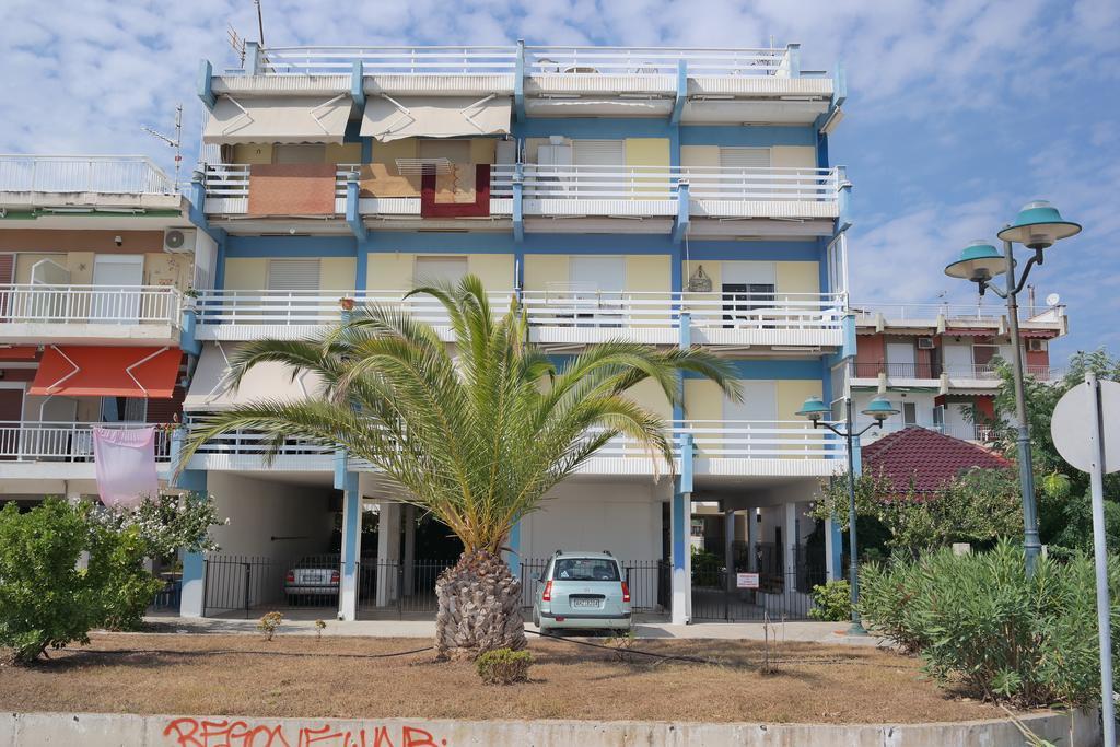 Holiday Apartment Sombrero Nea Peramos  Exterior photo