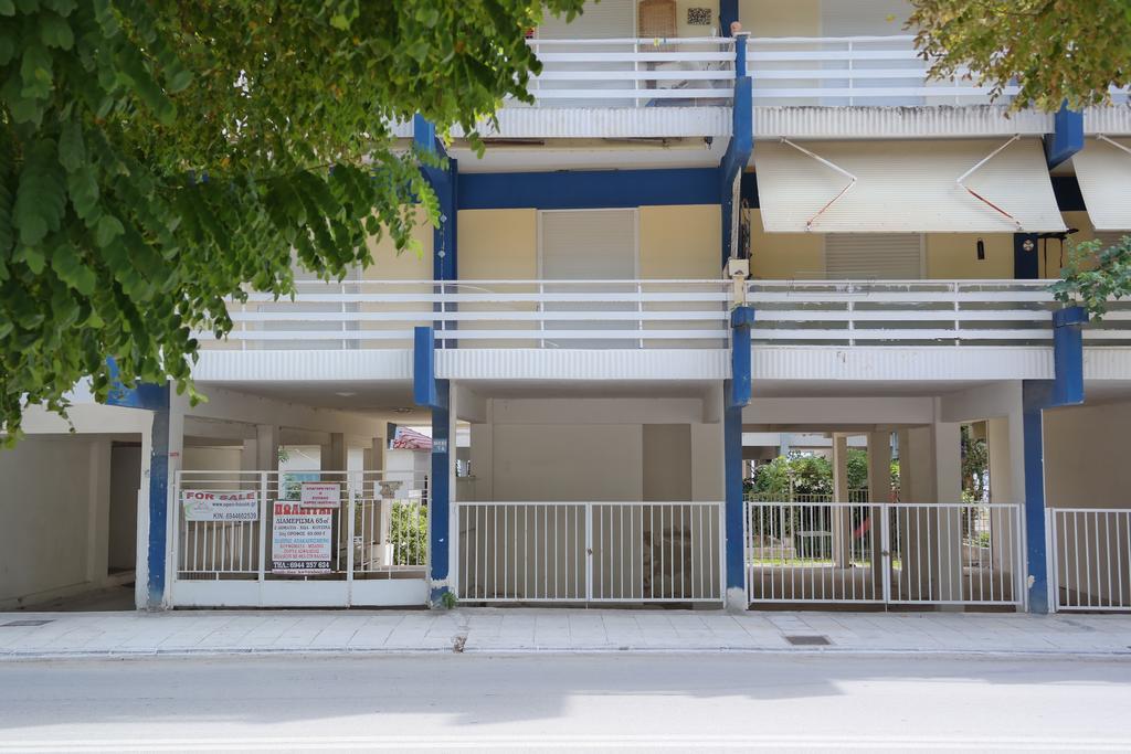 Holiday Apartment Sombrero Nea Peramos  Exterior photo